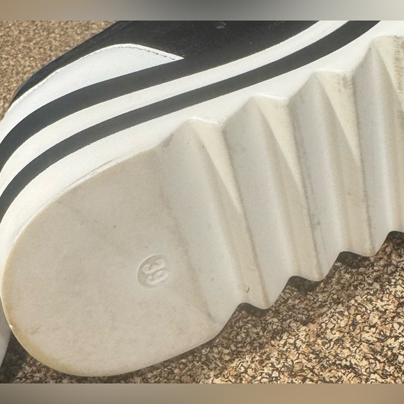 Marco Moreno Shoes - Picture 5 of 5